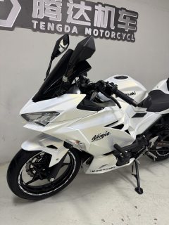 Kawasaki Ninja 400 - photo 2
