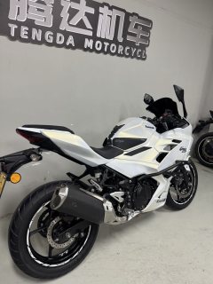 Kawasaki Ninja 400 - photo 8