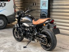 Kawasaki Z900RS 950 cc - photo 7