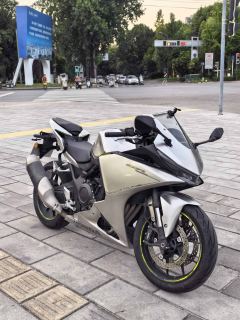 Honda CBR500R Four - ფოტო 4