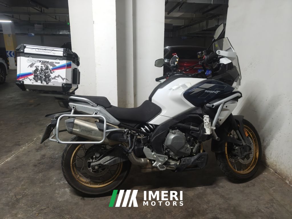 2025 CFMOTO 700MT