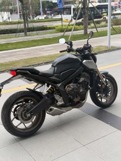 Honda CB650R - ფოტო 7