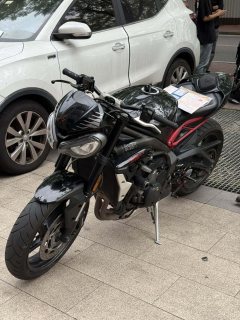 Triumph Street Triple 765 - ფოტო 1
