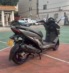 KYMCO ST250 - photo 3
