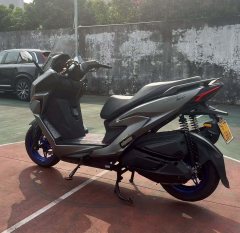 KYMCO ST250 - photo 4