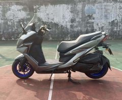 KYMCO ST250 - photo 7
