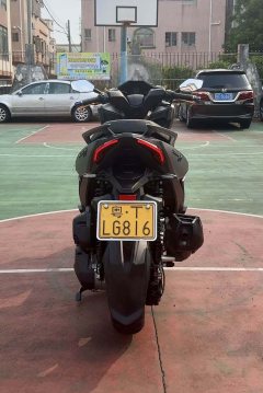 KYMCO ST250 - photo 9