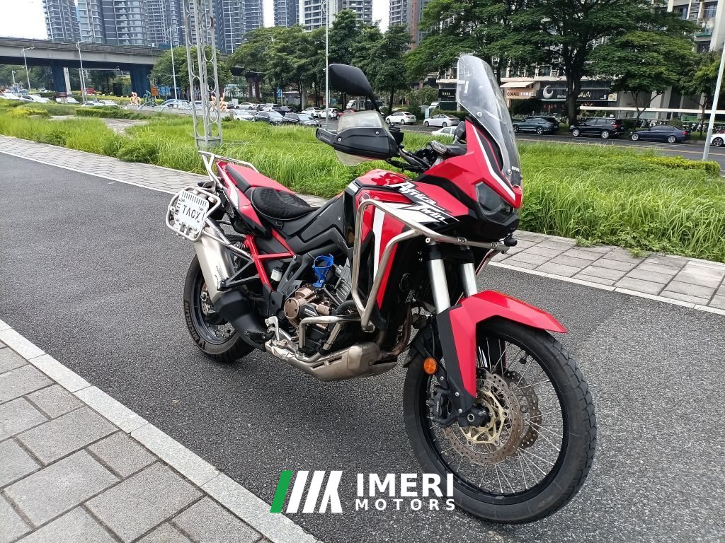 Honda CRF1100L Africa Twin - мотоцикл из Китая