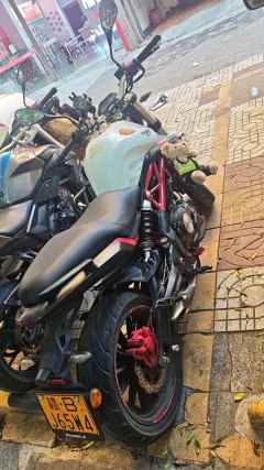 Benelli TNT 300 / BN 302S - ფოტო 2