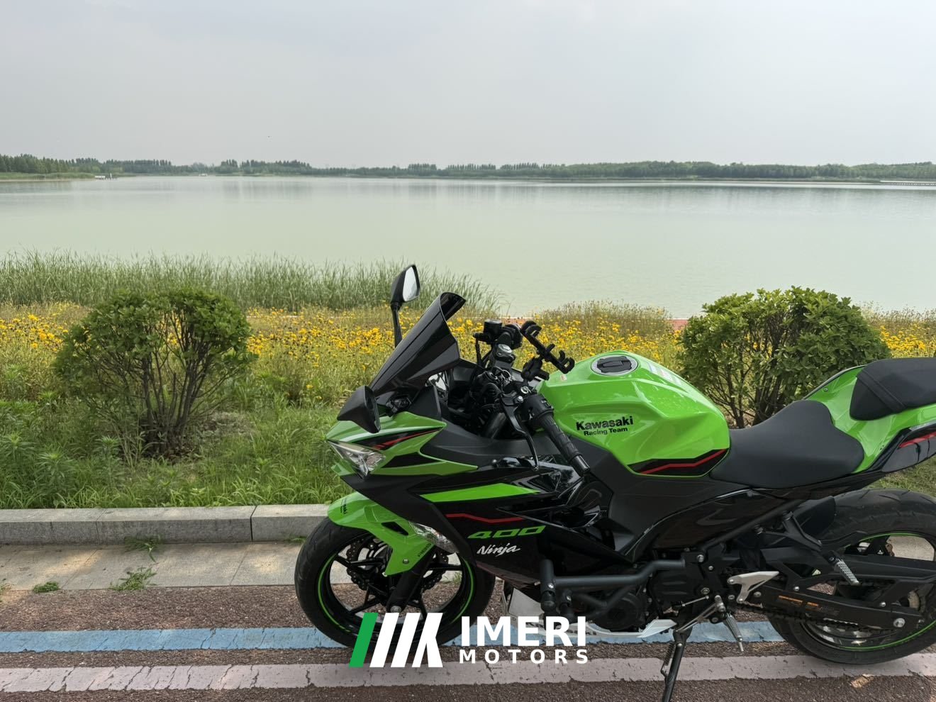 2022 Kawasaki Ninja 400