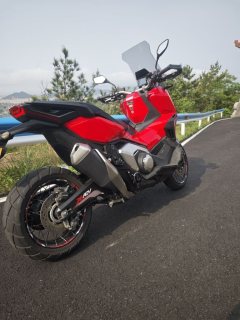 Honda X-ADV 750 - ფოტო 2