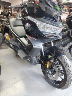 Voge SR4 Max 350 cc - ფოტო 2