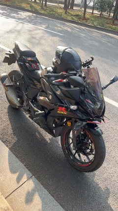 Haojue Suzuki GSX250R - ფოტო 4