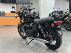Triumph Bonneville T100 900 cc - ფოტო 7