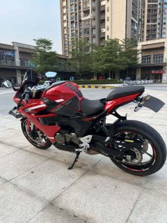QJMOTOR Roewe i5 550 / Sai 550 *(Context-dependent, usually referring to the motorcycle "Sai 550" or Roewe car v - photo 9