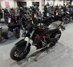 Benelli TNT 300 / BN 302S - photo 3