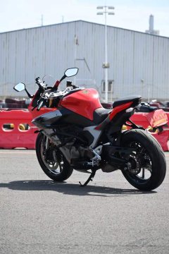 QJMOTOR Roewe i5 550 / Sai 550 *(Context-dependent, usually referring to the motorcycle "Sai 550" or Roewe car v - photo 5