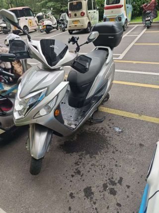 Sundiro Honda EX125 - მოტოციკლი ჩინეთიდან