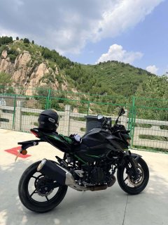 Kawasaki Z400 - ფოტო 6