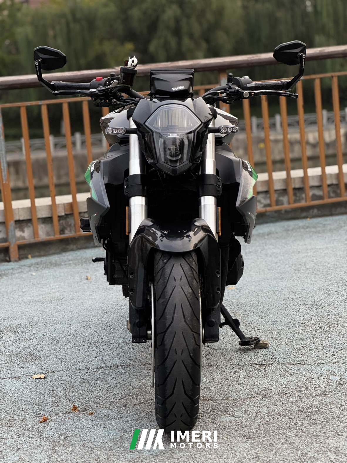 2023 Benelli TNT600i
