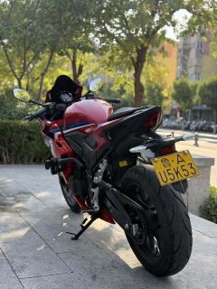 Honda CBR400R - ფოტო 9