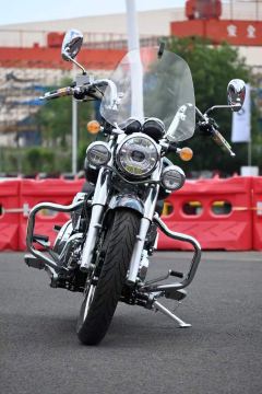 Lifan V16 250 cc - ფოტო 3