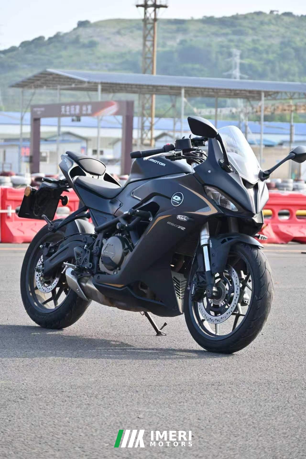 2024 QJMOTOR SRK 250