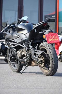 QJMOTOR SRK 250 - ფოტო 6