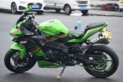 Kawasaki ZX-4R 400 cc - photo 2