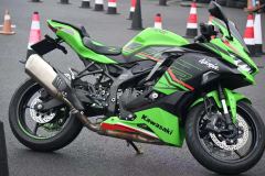 Kawasaki ZX-4R 400 cc - photo 3