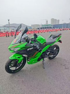 Kawasaki Ninja 400 - ფოტო 3