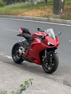 Ducati Panigale V2 955 cc - ფოტო 2