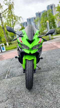 Kawasaki ZX-4R 400 cc - ფოტო 2