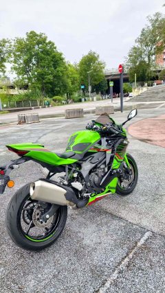 Kawasaki ZX-4R 400 cc - ფოტო 8