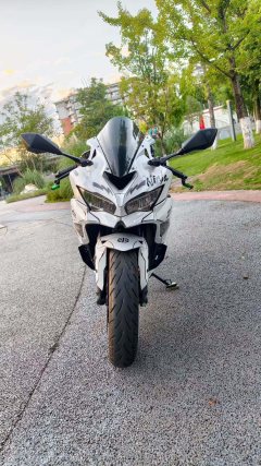 Kawasaki ZX-4R 400 cc - фото 2