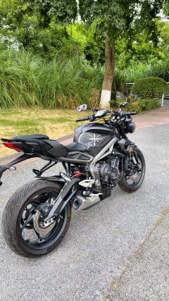 Triumph Street Triple 765 - ფოტო 5