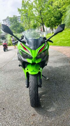 Kawasaki Ninja 400 - ფოტო 2