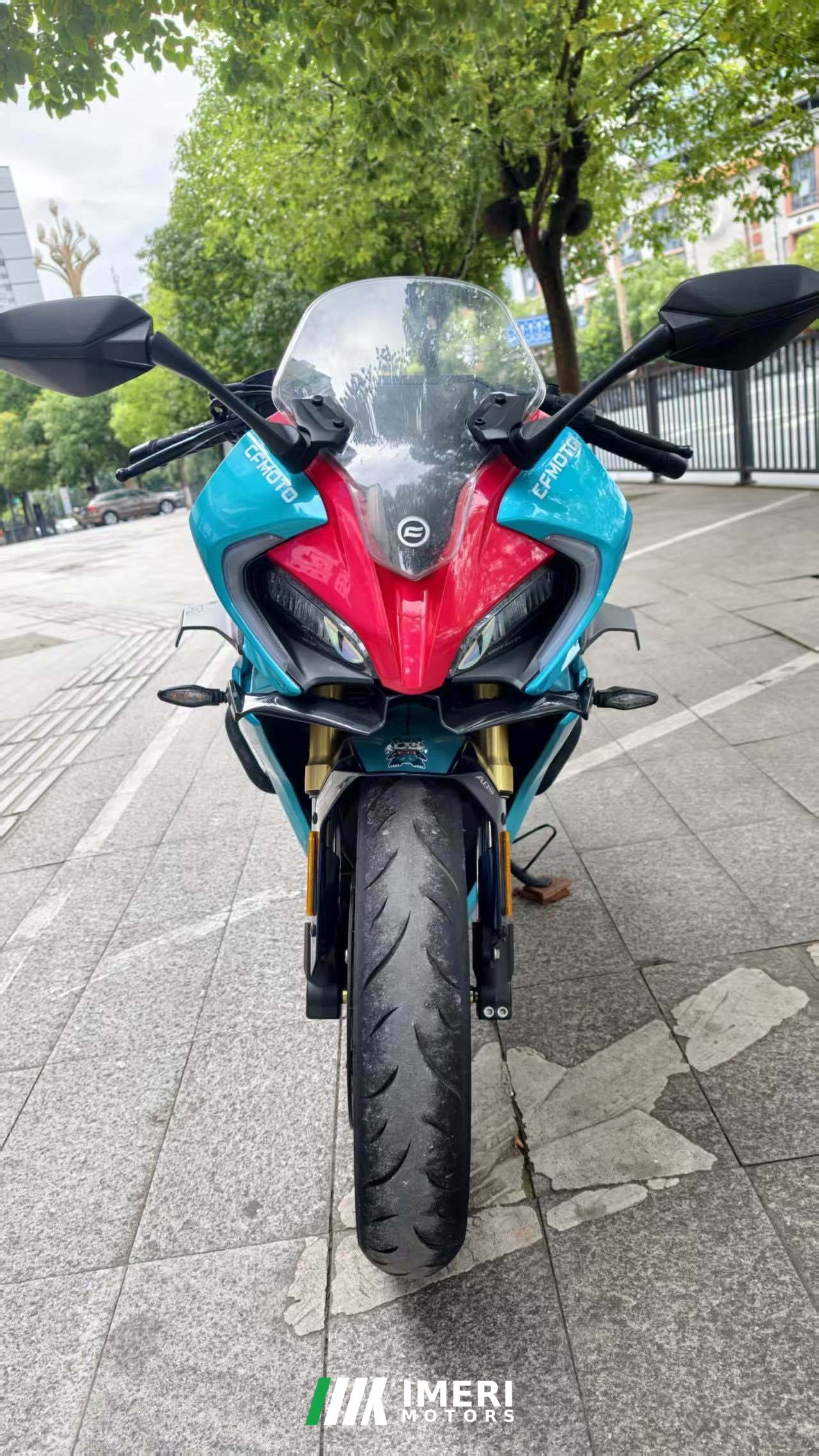 2023 CFMOTO 250SR