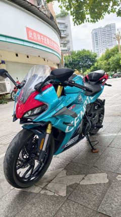 CFMOTO 250SR - ფოტო 3
