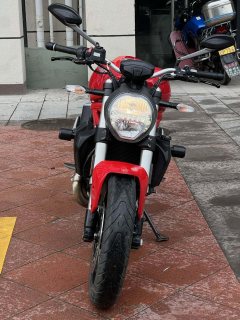 Ducati Monster 821 - ფოტო 2