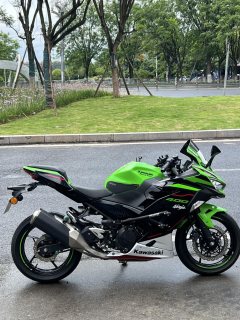 Kawasaki Ninja 400 - ფოტო 3