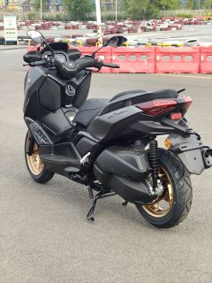 Yamaha XMAX 300 cc - ფოტო 7