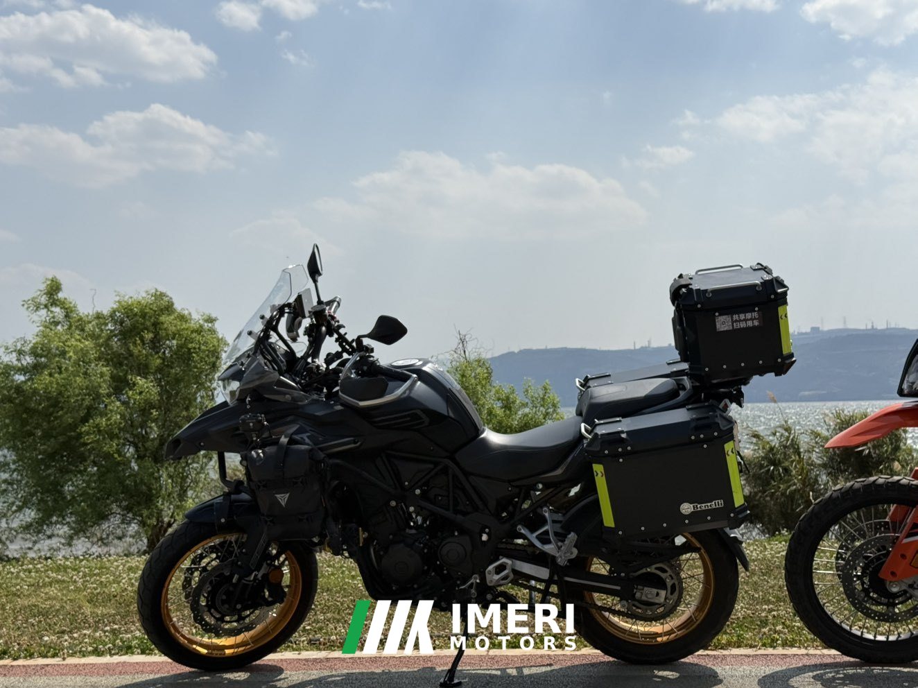 2024 Benelli TRK552 550 cc