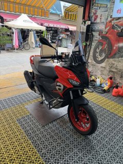 Aprilia SR GT 200 - фото 3