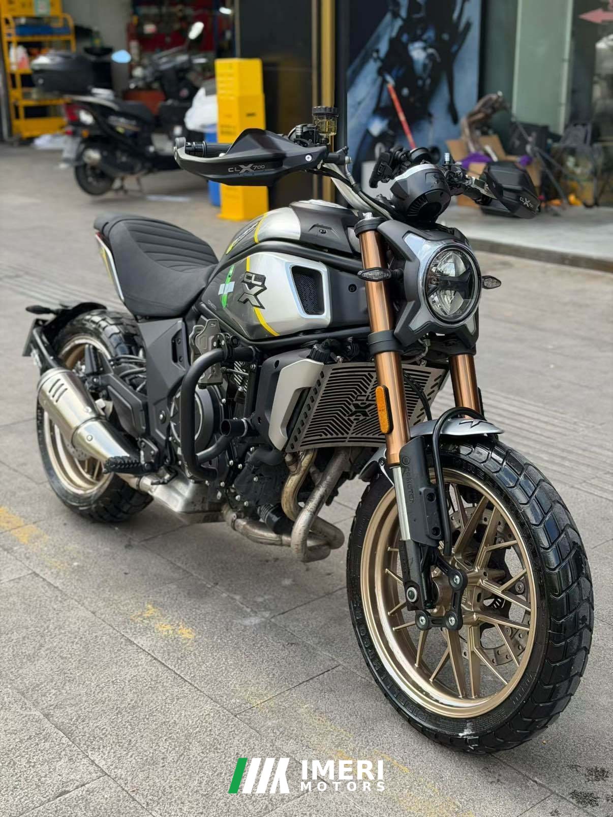 2022 CFMOTO 700CL-X