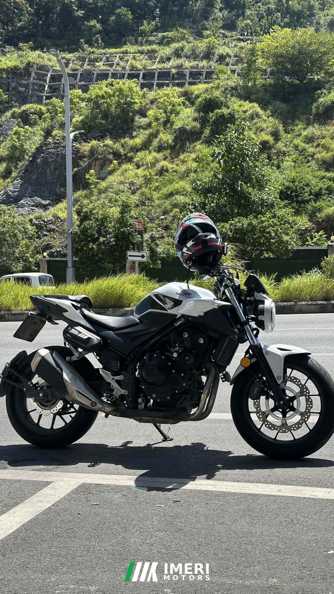 2021 Honda CB400F