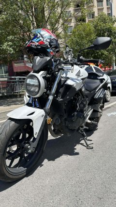 Honda CB400F - ფოტო 3