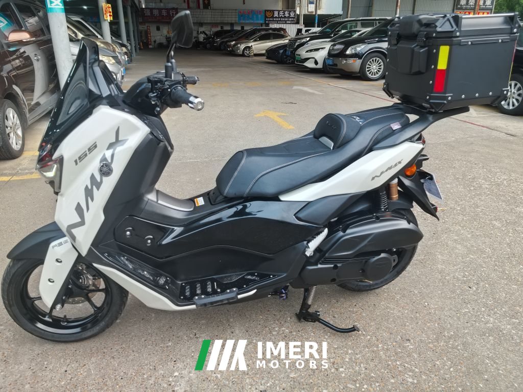 2025 Yamaha NMAX 155 cc