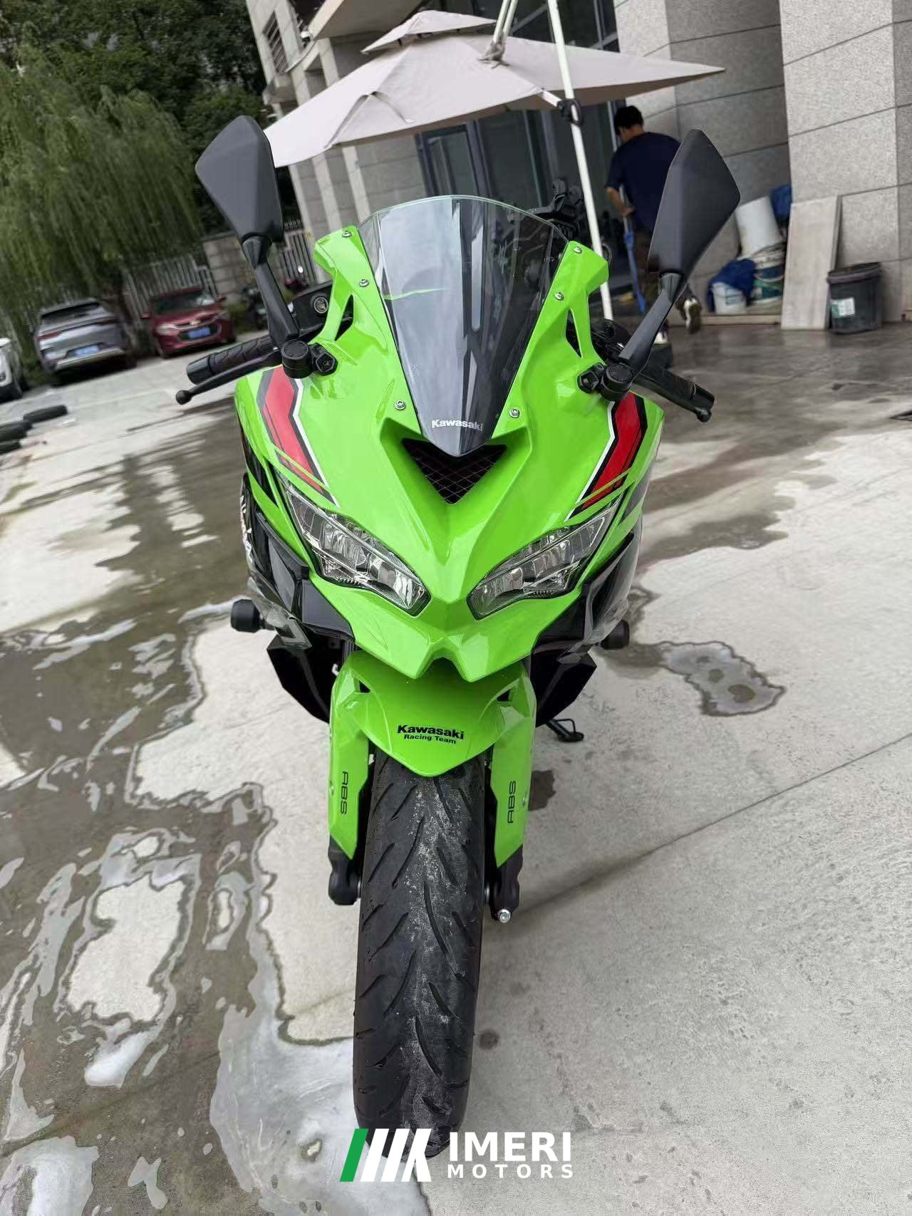 2023 Kawasaki ZX-4R 400 cc