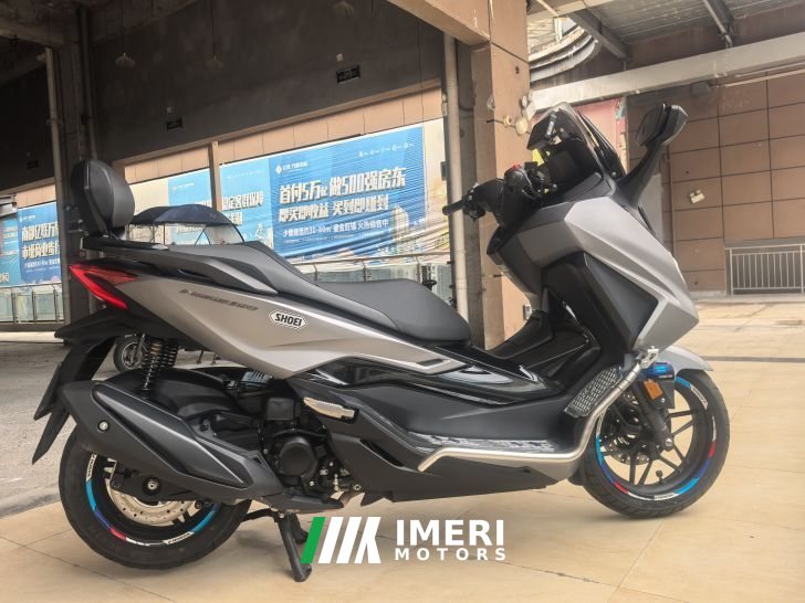 2025 Honda NSS350